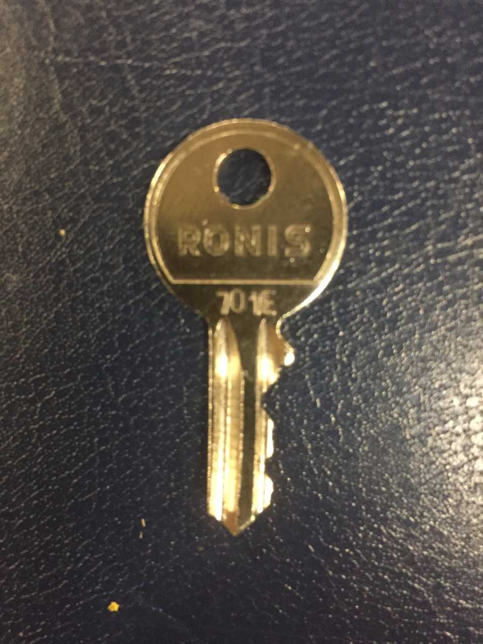 Keysplease - Ronis-E-series